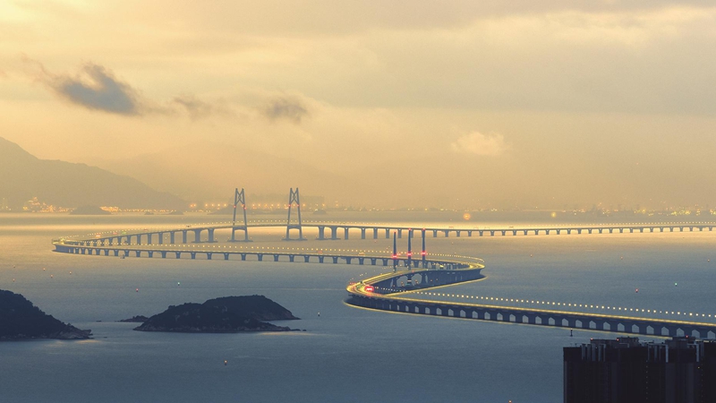 10、龐源租賃參建國家“世紀(jì)工程”港珠澳大橋（2012—2017年）_副本.jpg